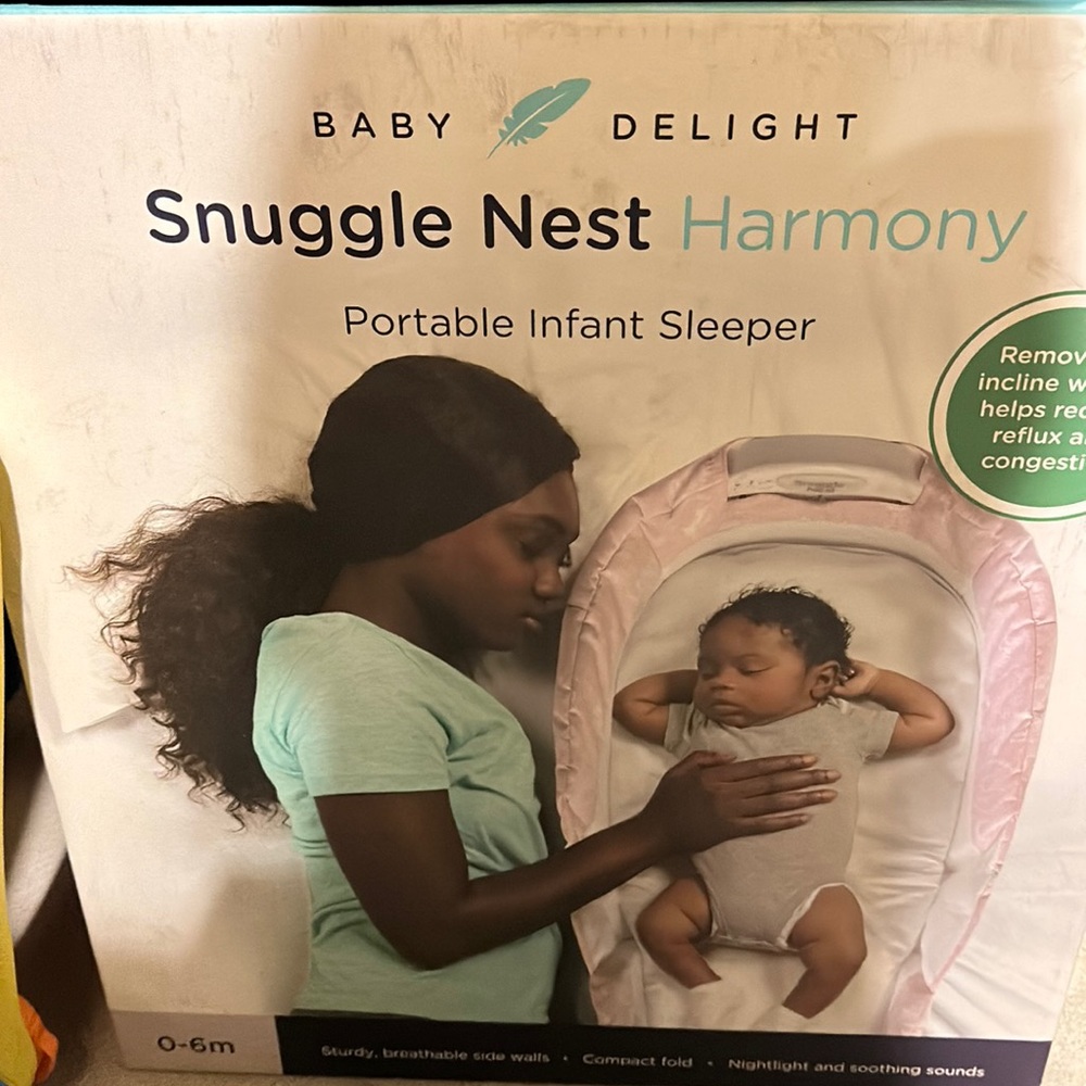 Portable infant sleeper brand new in box , never used